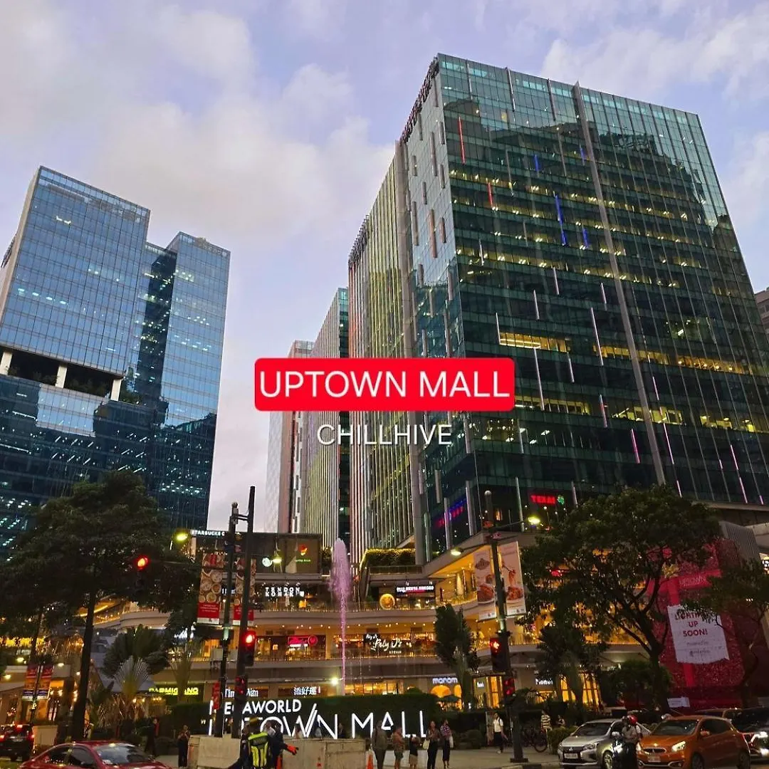 Luxury Bgc Condo, Steps To Uptown Mall #Oursw31I Manila Philippines